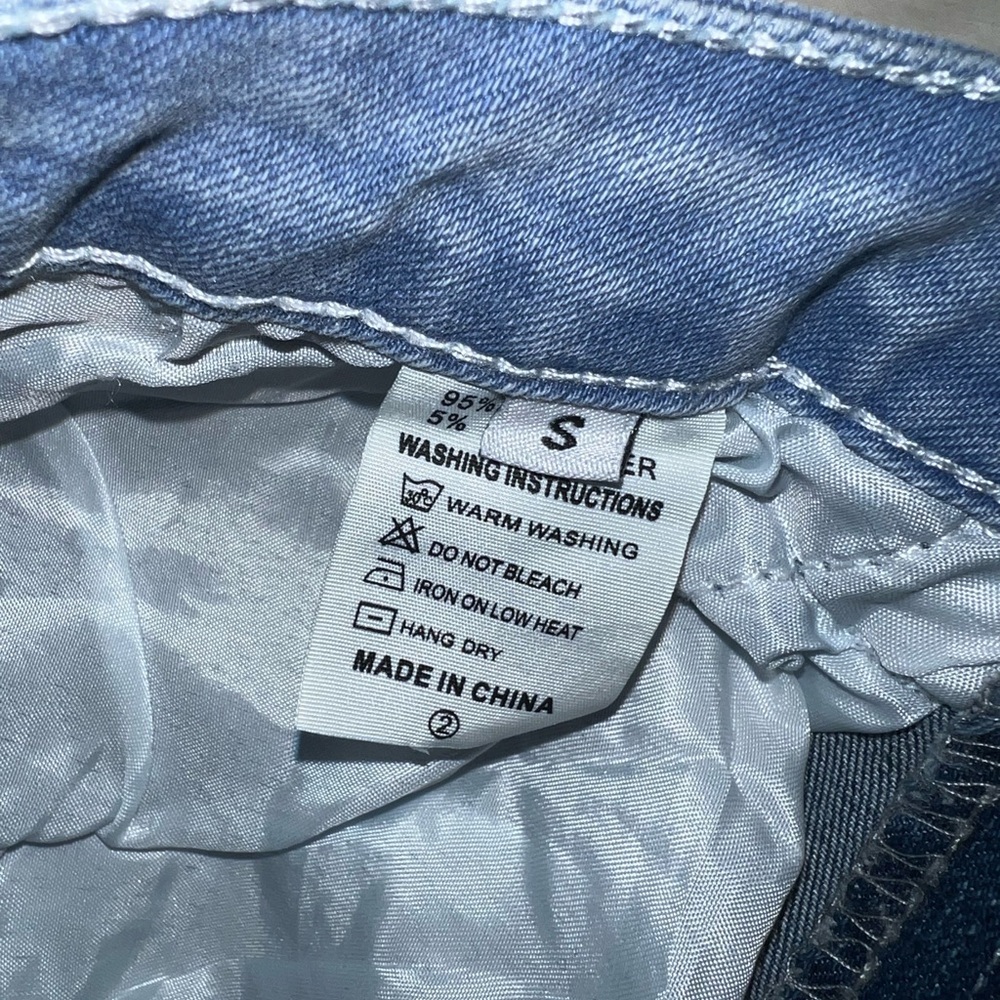 Dual Color Jean - Picture 3 of 3
